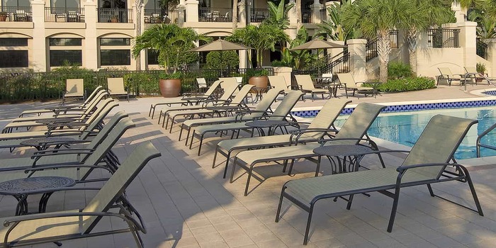 How to Choose Outdoor Hotel Furniture?